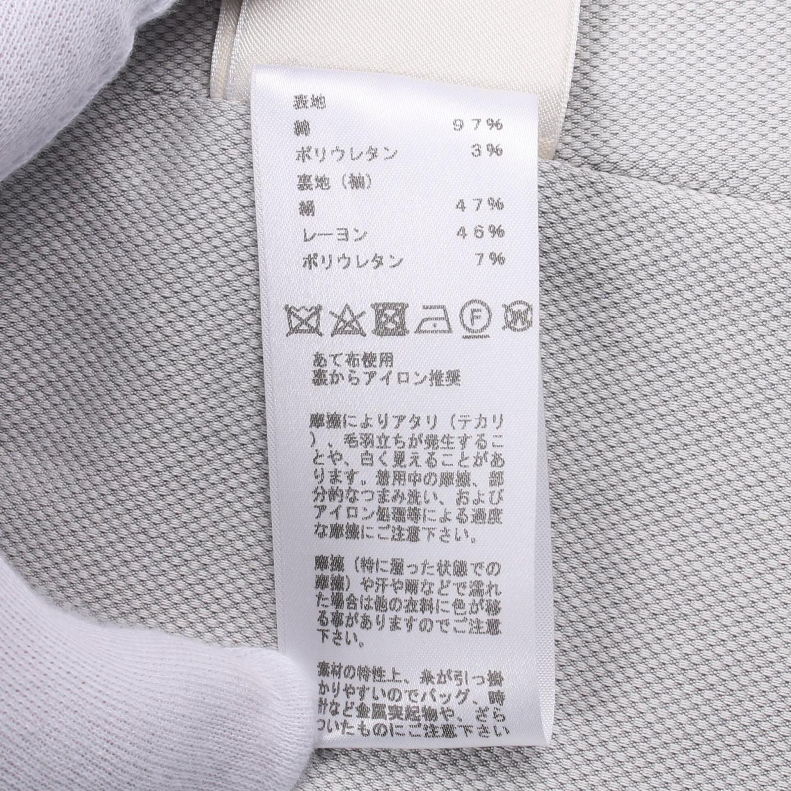 スーツ