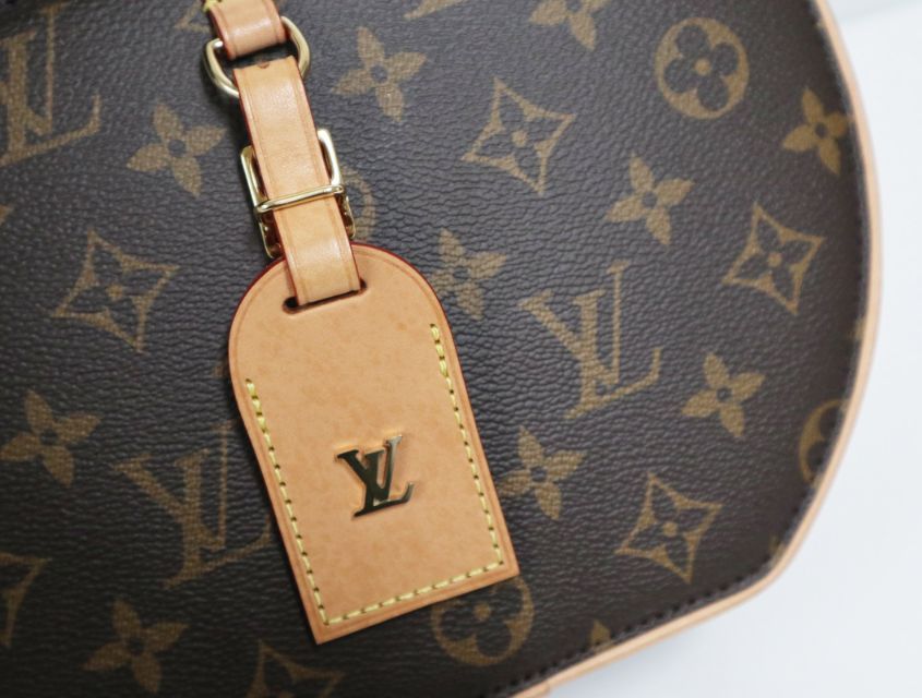 VUITTON