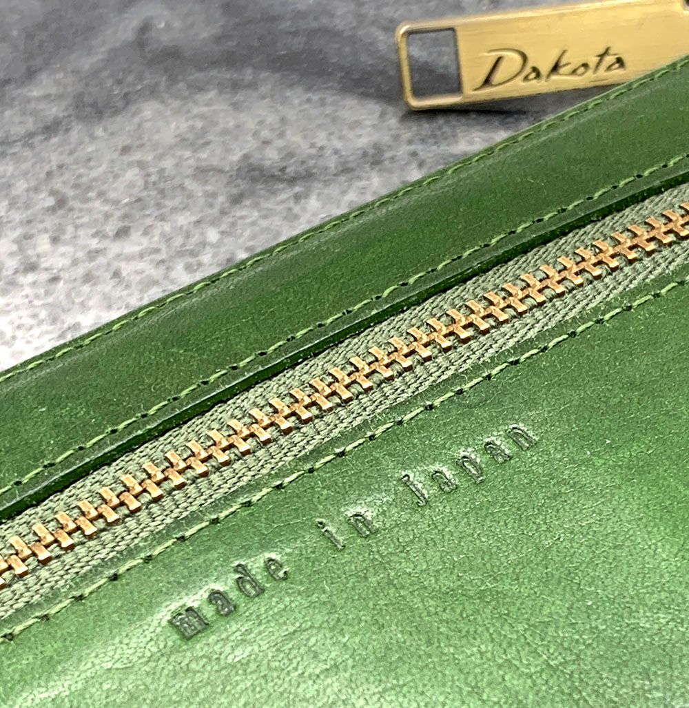 Dakota ダコタ がま口長財布 ラルゴ レザー グリーン 新品未使用 Dakota ダコタ レディース 財布 長財布 がま口 ラルゴ 本革 日本