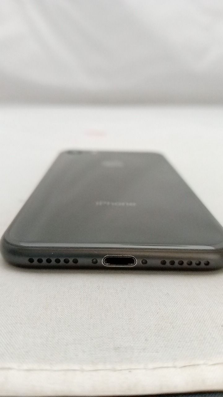 動作確認済！　iPhone8　A1906　64GB　本体　ブラック 　SIMフリー　箱　充電アダプタ　245986438 動作確認済！ iPhone8 A1906 64GB 本体 ブラック SIMフリー 箱 充電