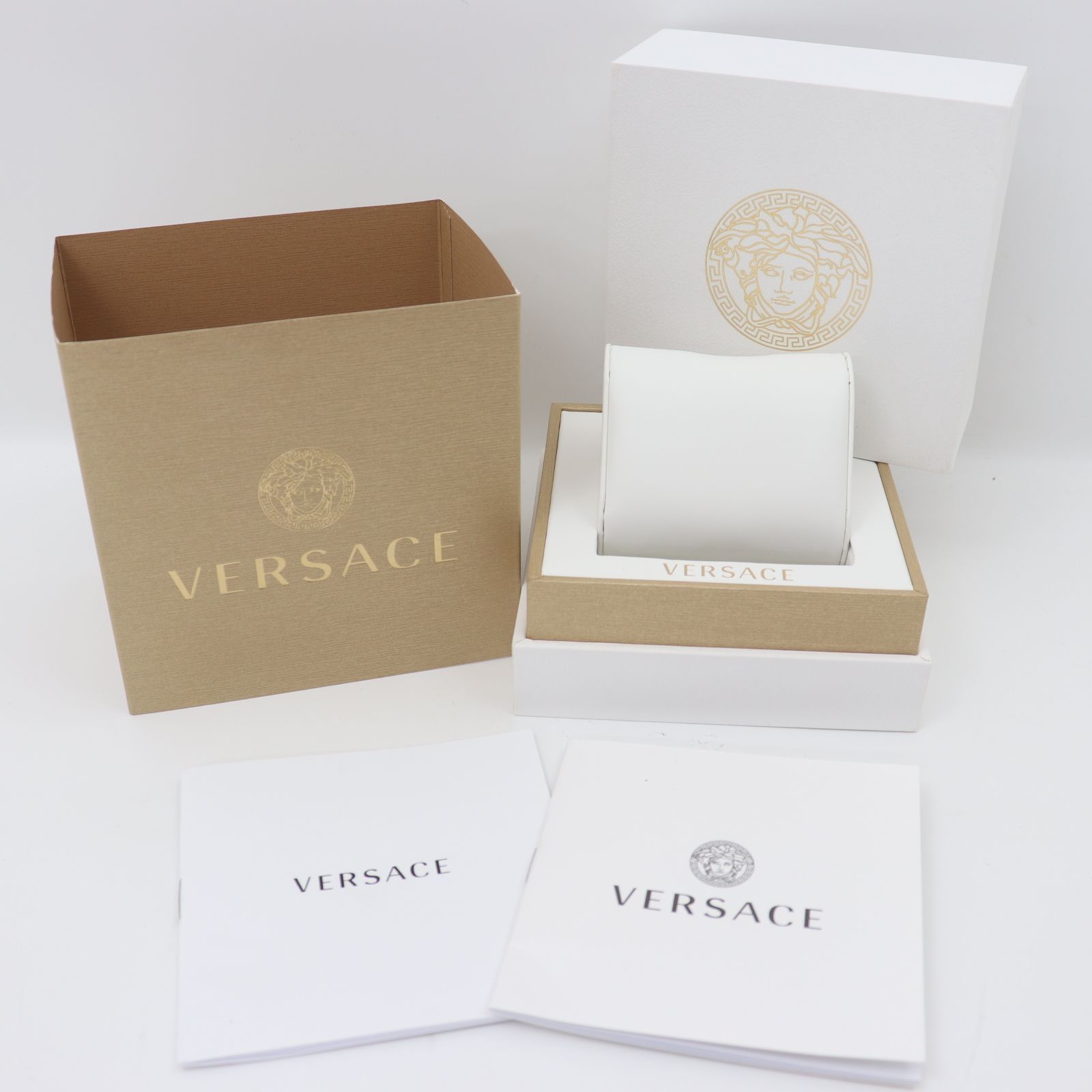 IT5PFMDHC5HQ 未使用 保管品 VERSACE ヴェルサーチ V-RAY VEDB00418 クロノグラフ ネイビー カーフレザー ベルト  メンズ 腕時計 クオーツ - メルカリ