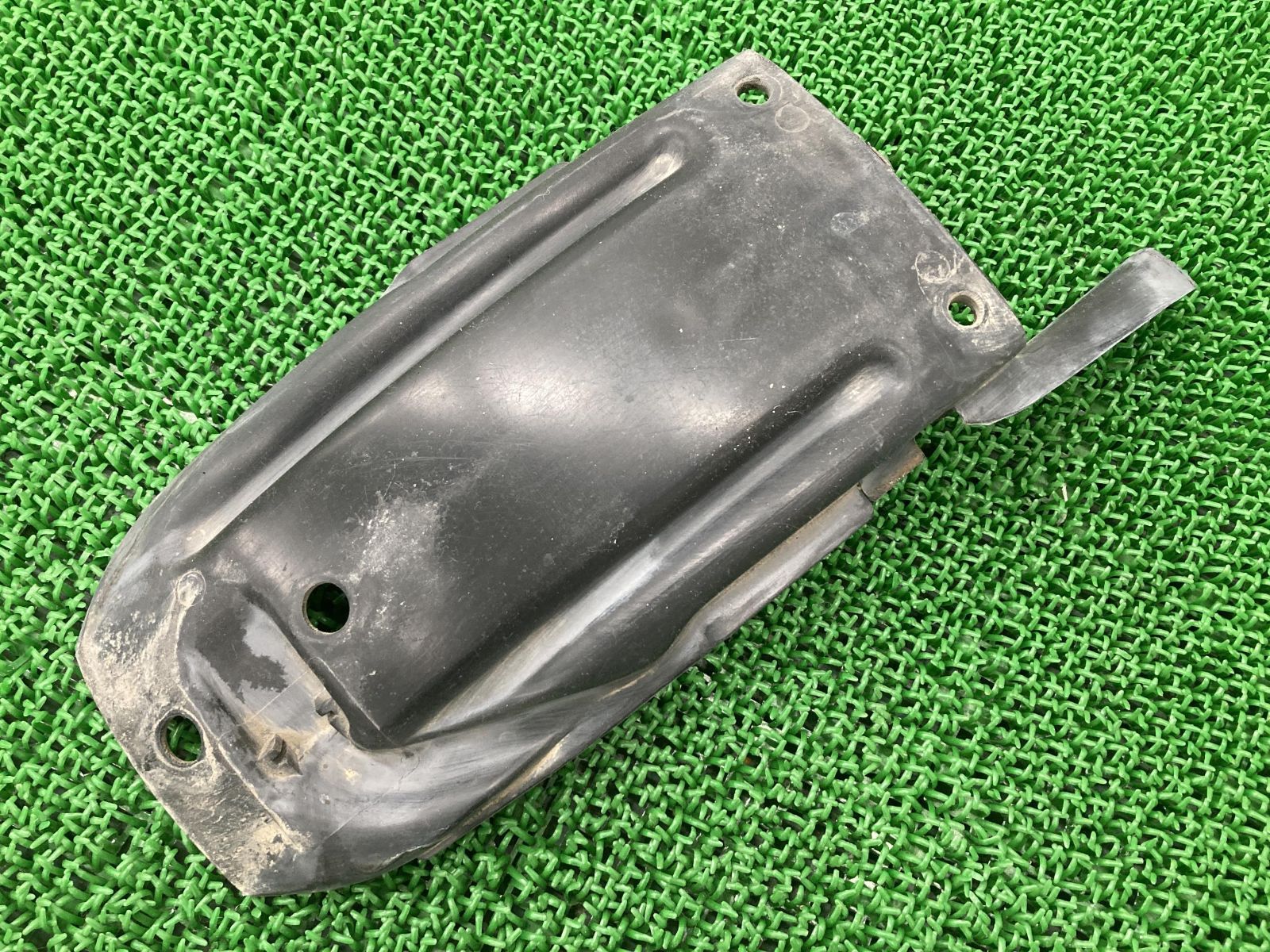 TLM220R インナーフェンダー ホンダ 純正 中古 バイク 部品 MD23 リア