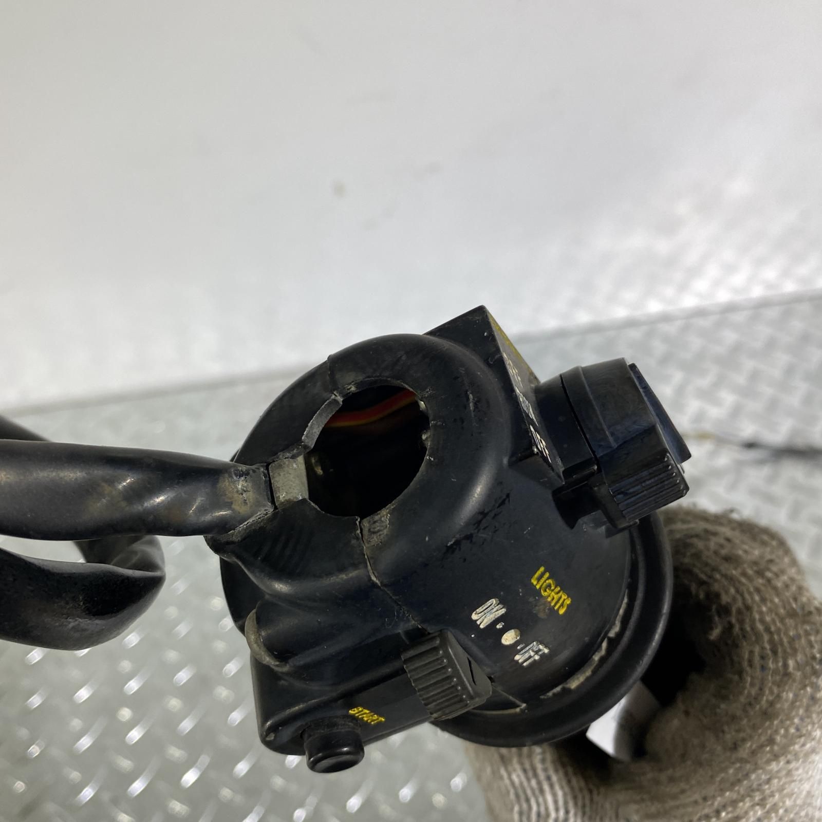 Z250FT ハンドルスイッチボックス
