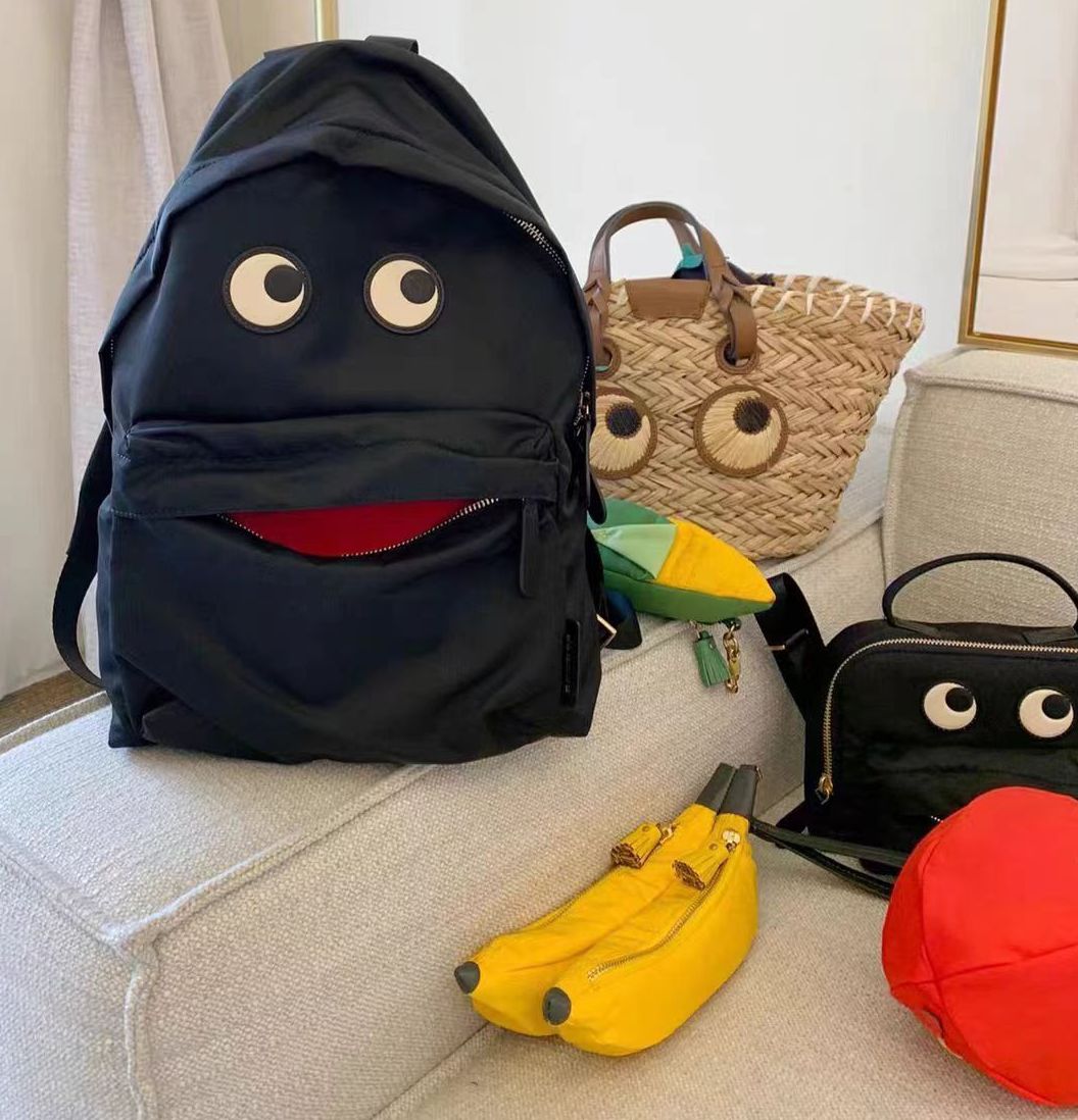 美品 ANYA HINDMARCH アニヤハインドマーチ リュック バックパック 