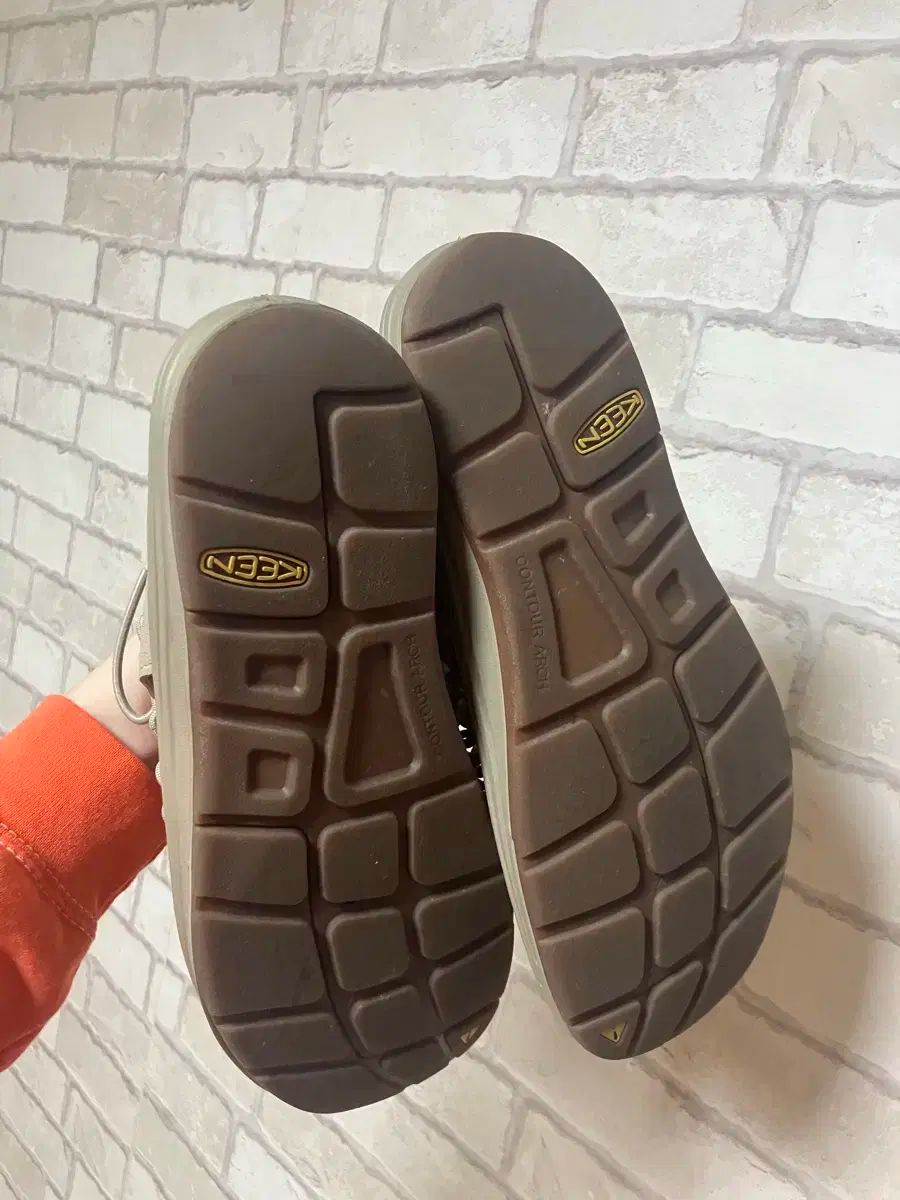 KEEN キーン ユニーク 2 コンバーチブル トープ サンダル 275