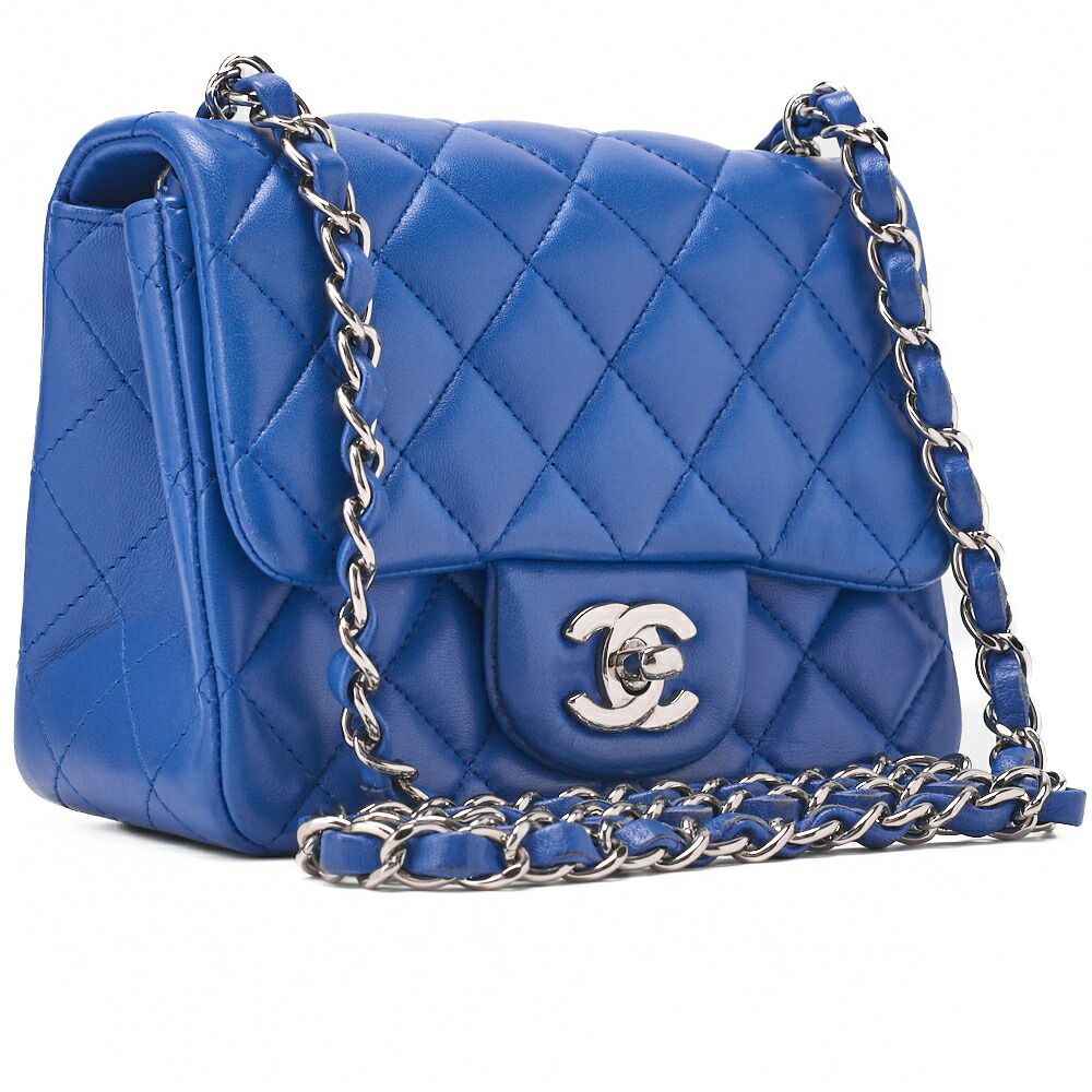 CHANEL シャネル