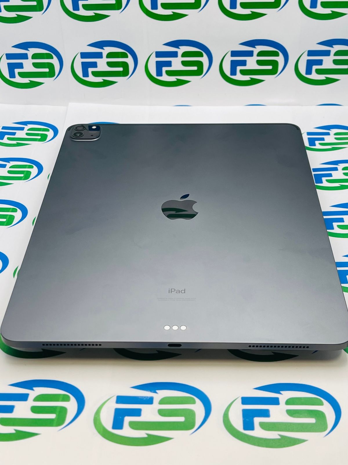 iPad Pro 第4世代 12.9インチ Wi-Fi 256GB - MXAT2J/A スペース