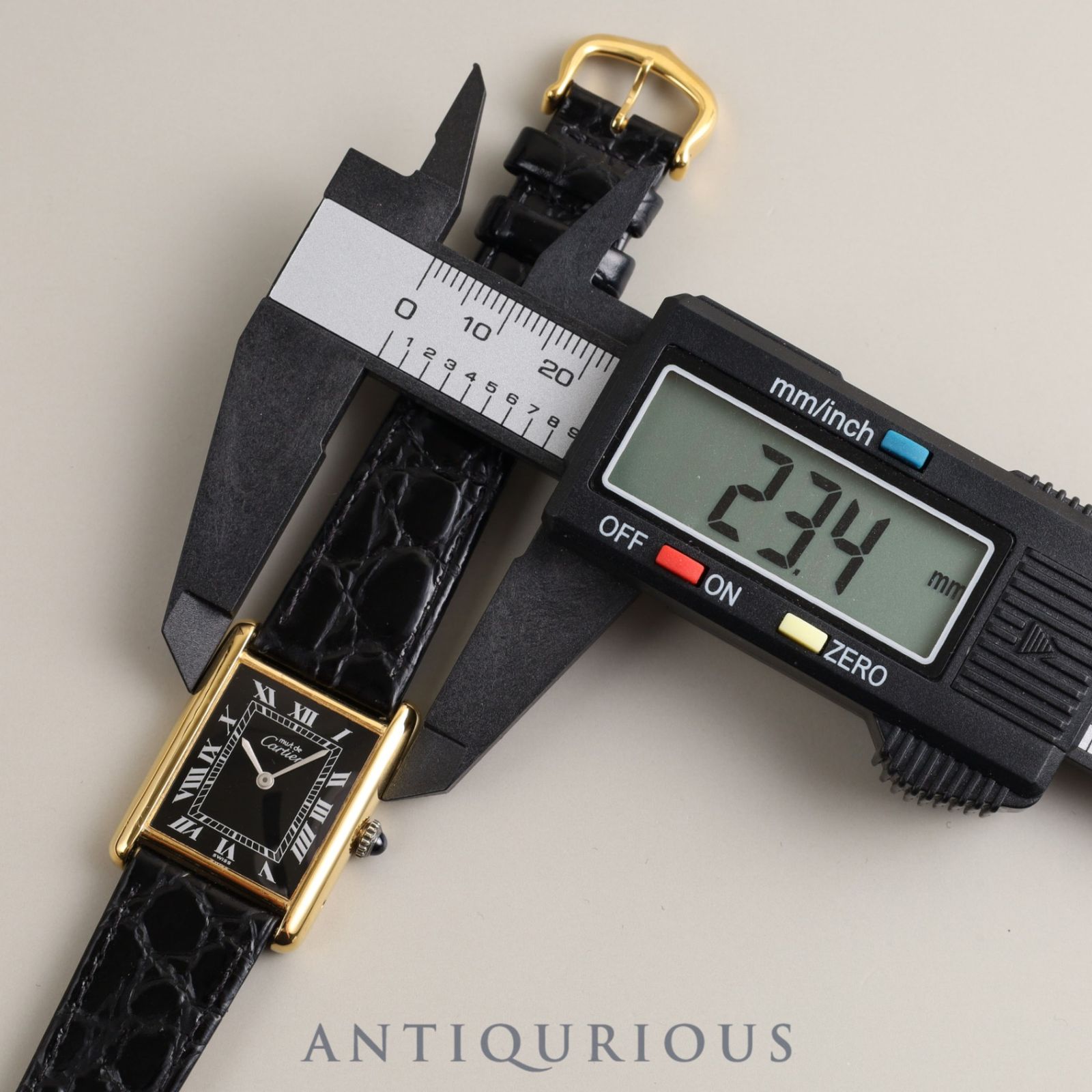 カルティエ マストタンク LM 手巻き Cal.78-1 925 革 ブラック