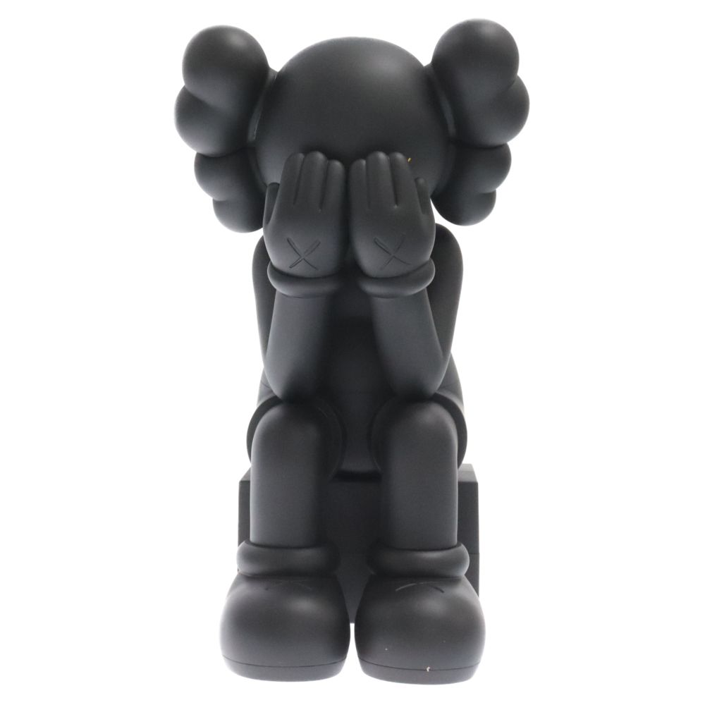 MEDICOM TOY - MEDICOM TOY メディコムトイ ×KAWS COMPANION Passing Through カウズ コンパニオン フィギュア 人形 グレー 楽天市場】MEDICOM TOY(メディコムトイ) ×KAWS COMPANION