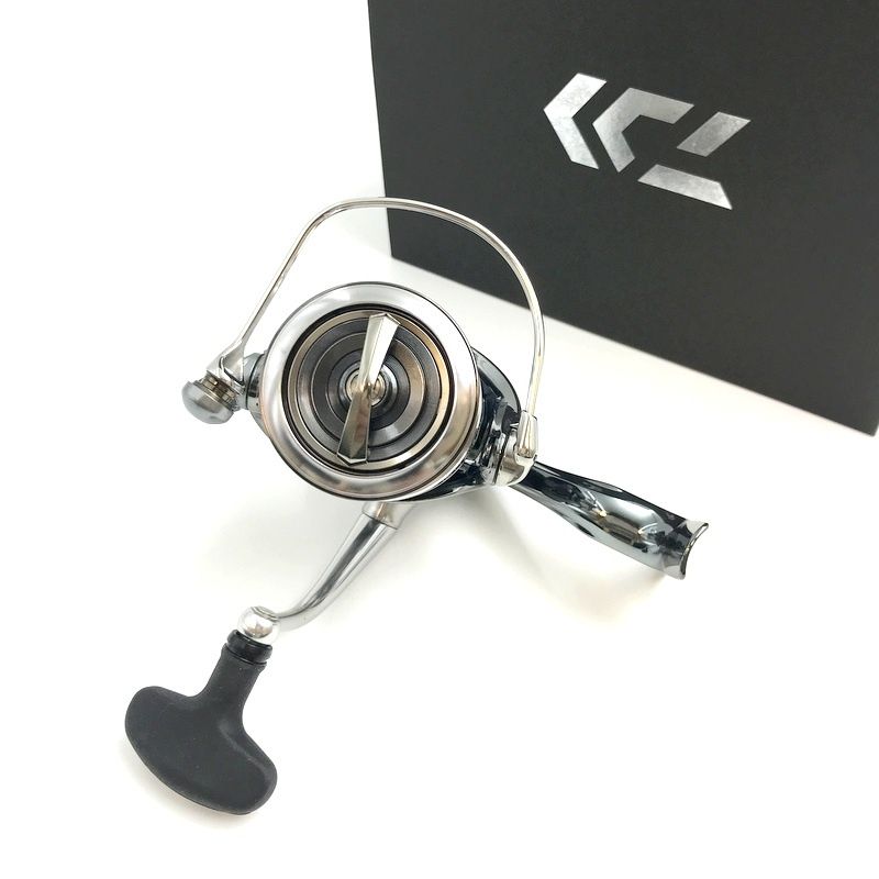 ダイワ イグジスト PC LT3000-XH スピニングリール 00061102 箱