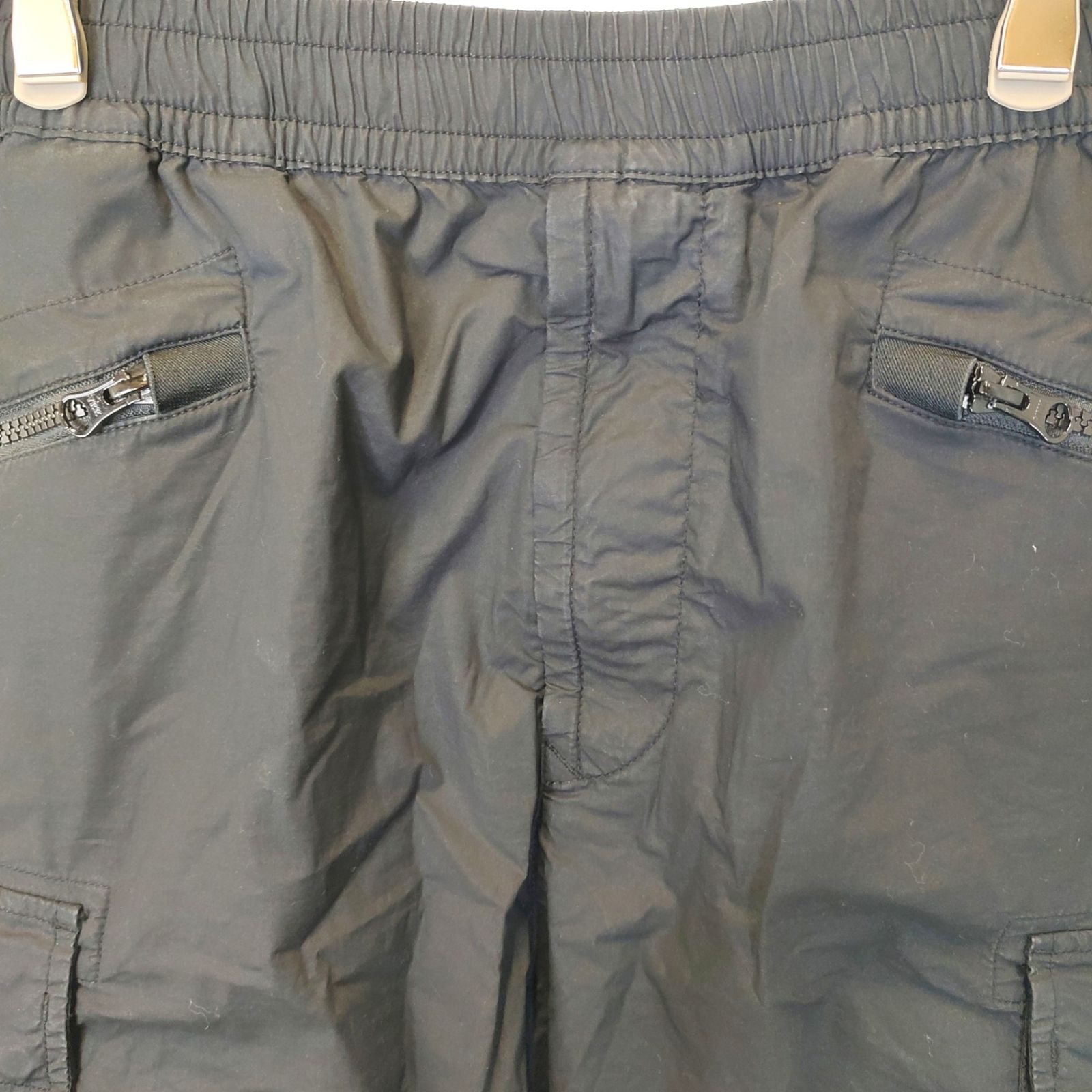  STONE ISLAND ストーンアイランド 21 SS Bermuda Cargo Shorts バミューダ カーゴ ショーツ ショート ハーフ パンツ 31 ブラック メンズ ショートパンツ ハーフパンツ パンツ