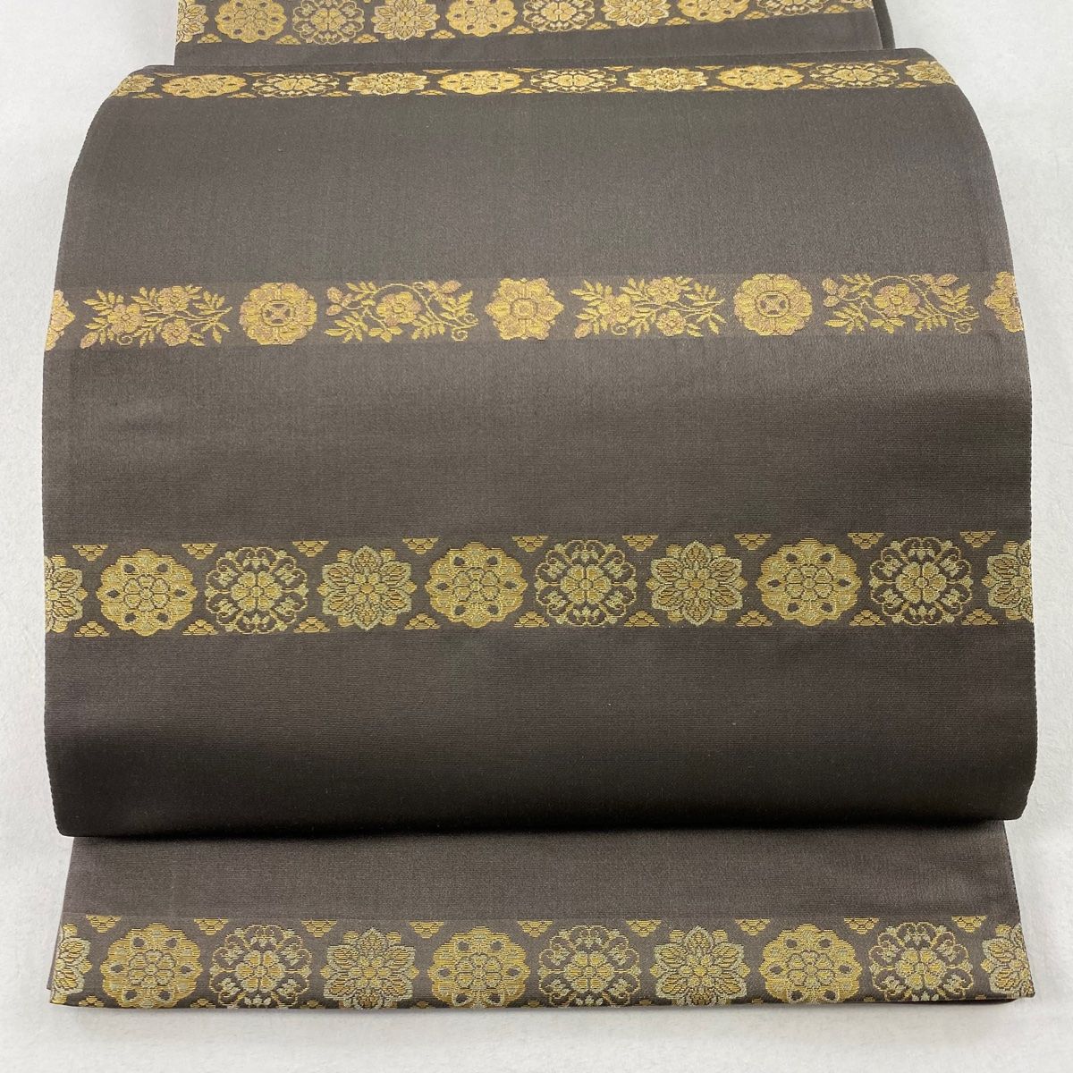 袋帯 美品 名品 有職文様 荒磯 本金箔 箔 山吹色 六通 正絹 【中古】 半期決算SALE 長嶋成織物 特選西陣織袋帯 ～本金箔・瀞金錦