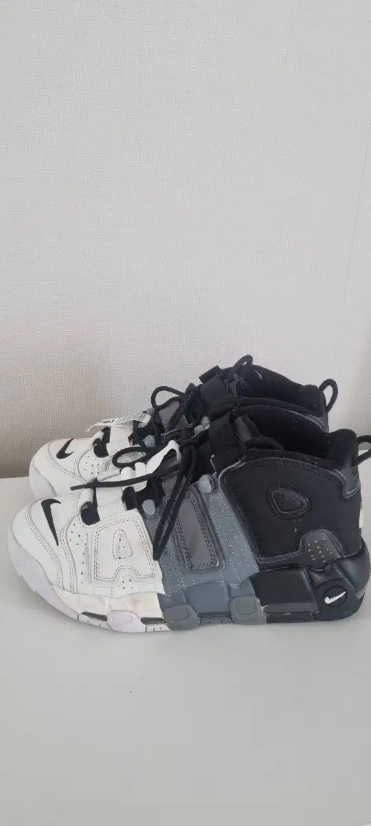 ナイキエアモアアップテンポ トリコロール