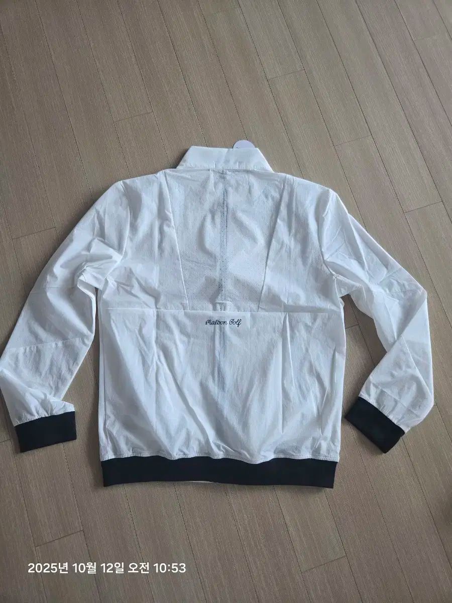 ウィンドブレーカー ジャケット