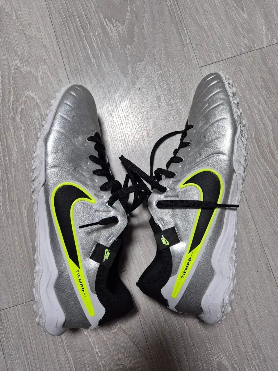 NIKE ナイキ ティエンポ レジェンド プロ 10 TF 265