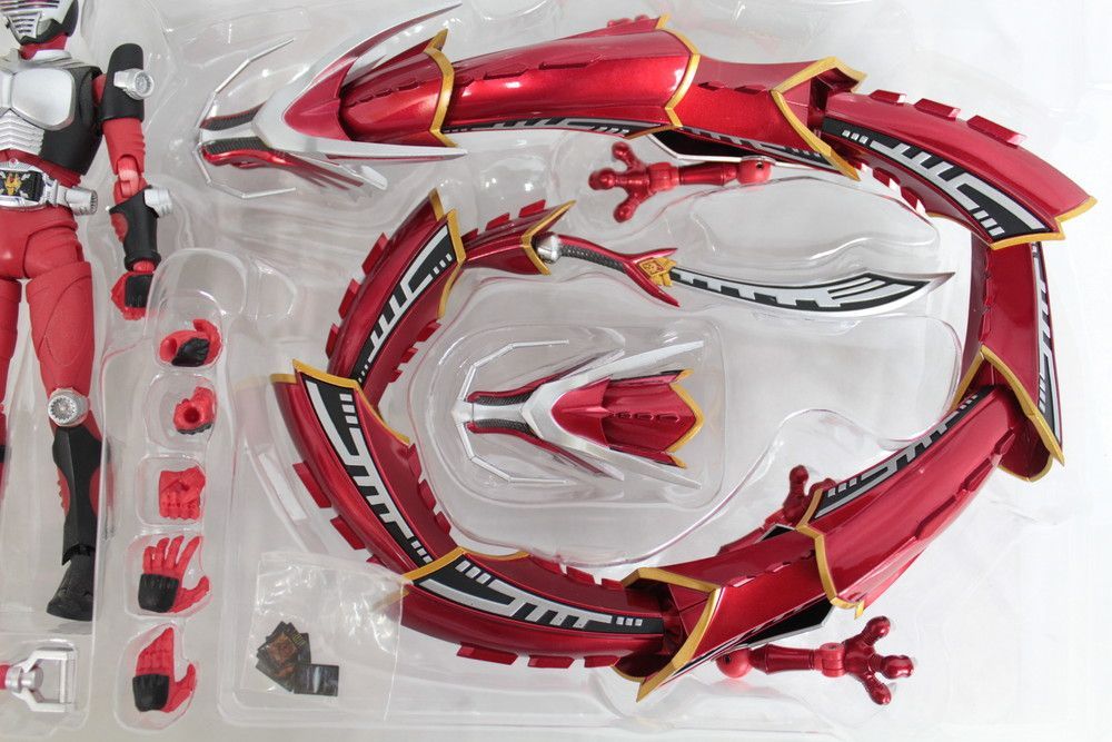 フィギュアーツ 仮面ライダー龍騎&ドラグレッダーセット