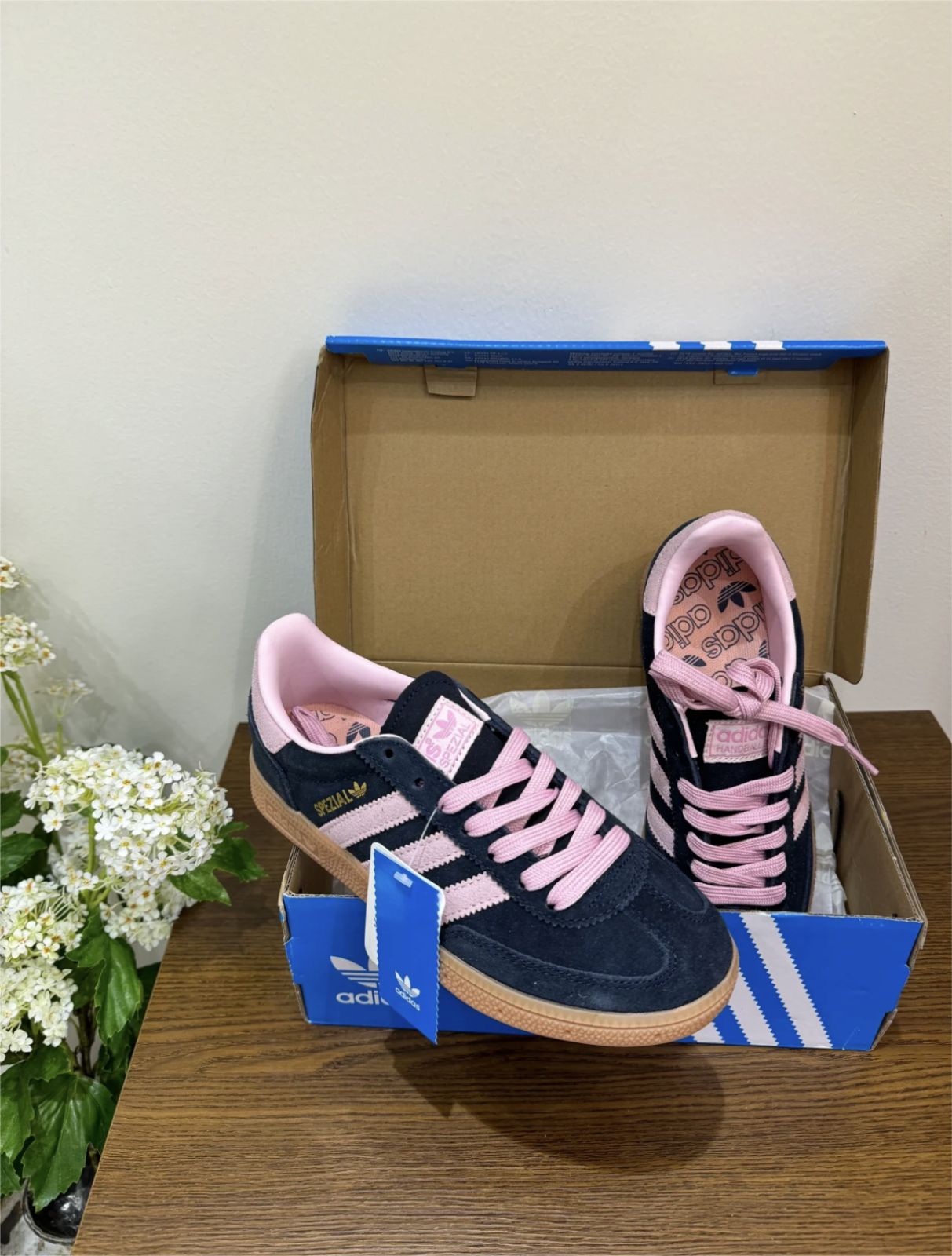 新品 adidas ハンドボール スペツィアル / HANDBALL SPEZIAL