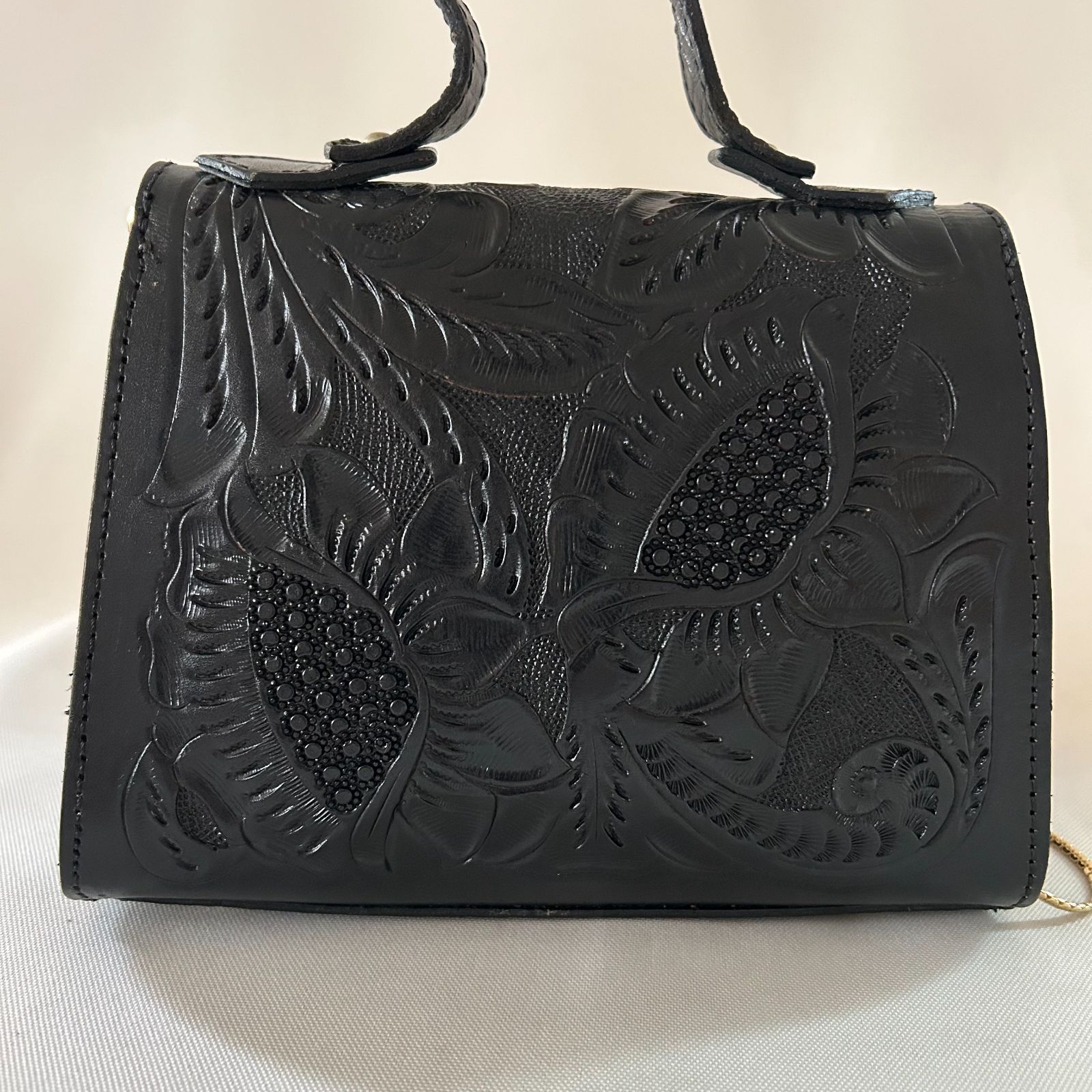 Carving Tribes カービングトライブス ブラック 黒 ミニ