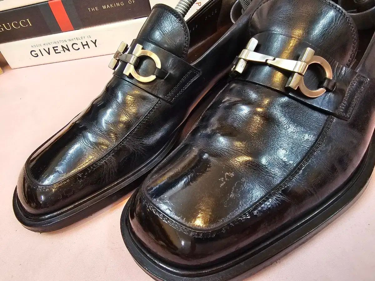 フェラガモローファー 革靴 Salvatore Ferragamo フェラガモ