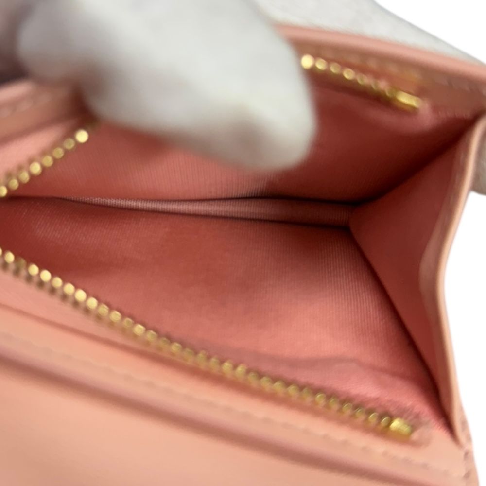 サルヴァトーレフェラガモ ガンチーニ 二つ折り財布 カーフ 220633  