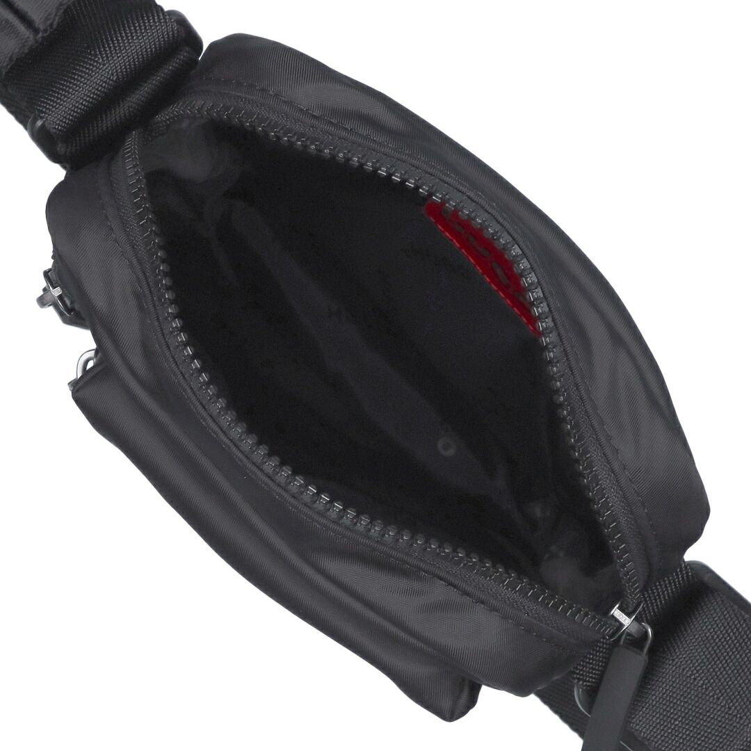 ✨新品未使用✨HUGOBOSS ショルダーバッグ クロスボディバッグ 赤 黒 ✨新品未使用✨HUGO ショルダーバッグ クロスボディバッグ 赤 黒
