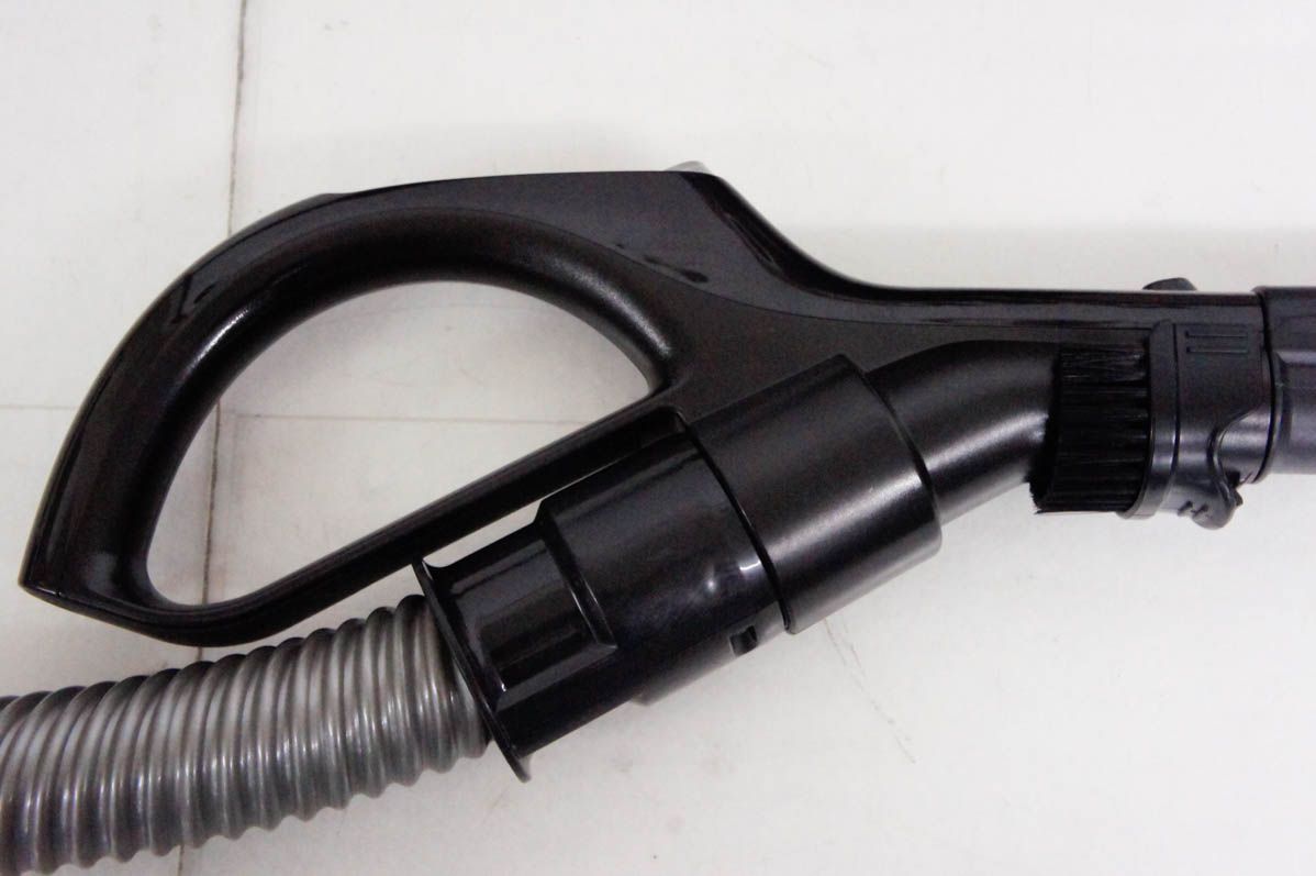 中古】東芝 サイクロンクリーナー トルネオ ヴイ VC-SG620 - メルカリ