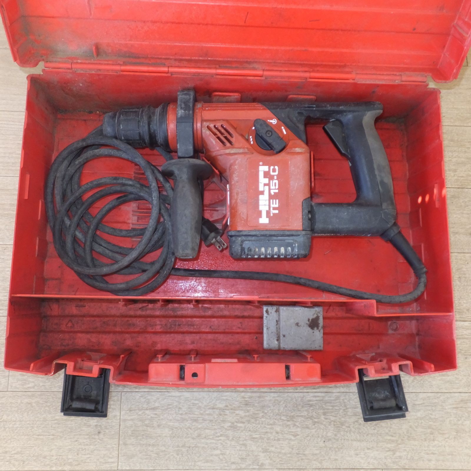 送料無料] ☆ヒルティ HILTI ロータリーハンマードリル TE15-C 100V 710W 50-60Hz☆ - メルカリ