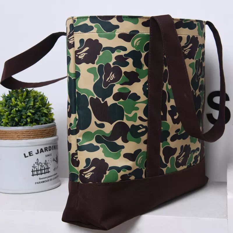 BAPE◆A BATHING APE／ABC◆カモトートバッグ◆付録品ノベルティ BAPE◇A BATHING APE／ABC◇カモトートバッグ◇付録品ノベルティ