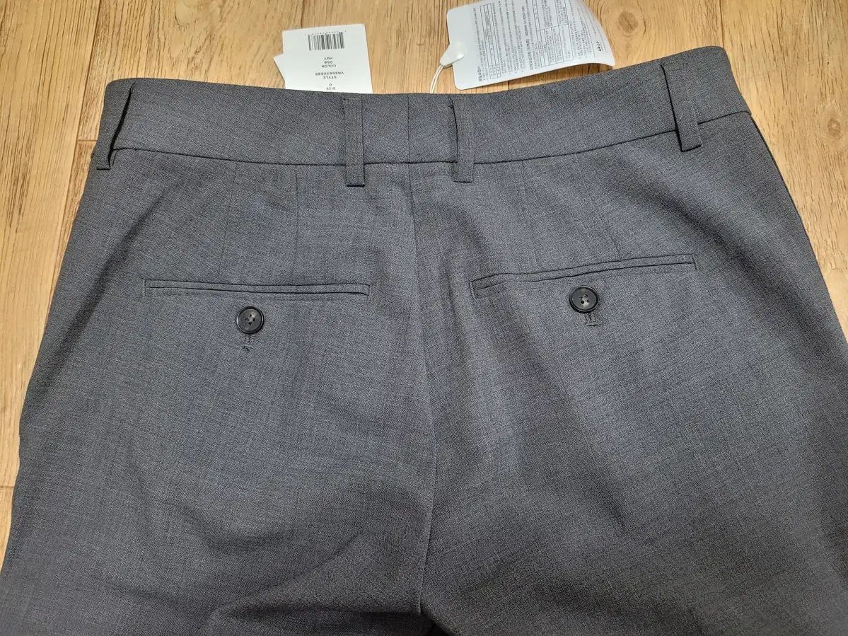 Vince VINCE クロップドパンツ 44 DECORATOM_COM_BR