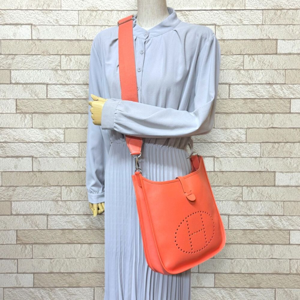 エルメス エヴリンIII PM ショルダーバッグ ヴォーエプソン オレンジ