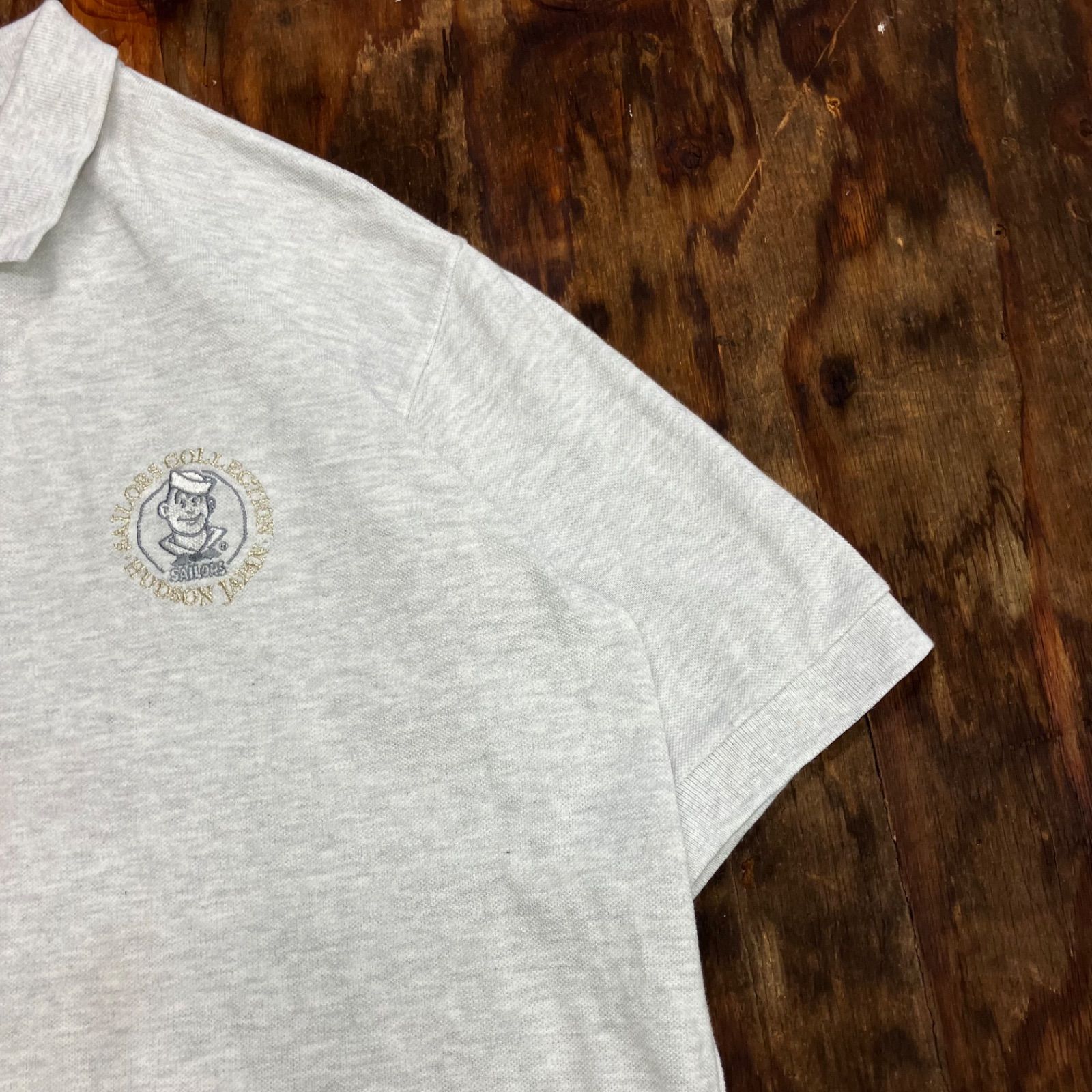 【SAILORS セーラーズ】おニャン子クラブ 半袖ポロシャツ Y2K レトロ② SAILORS セーラーズ】おニャン子クラブ 半袖ポロシャツ Y2K