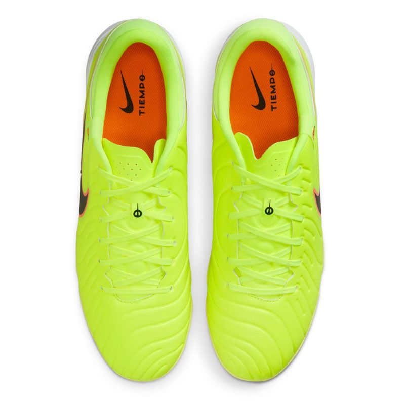 サッカートレーニングシューズ