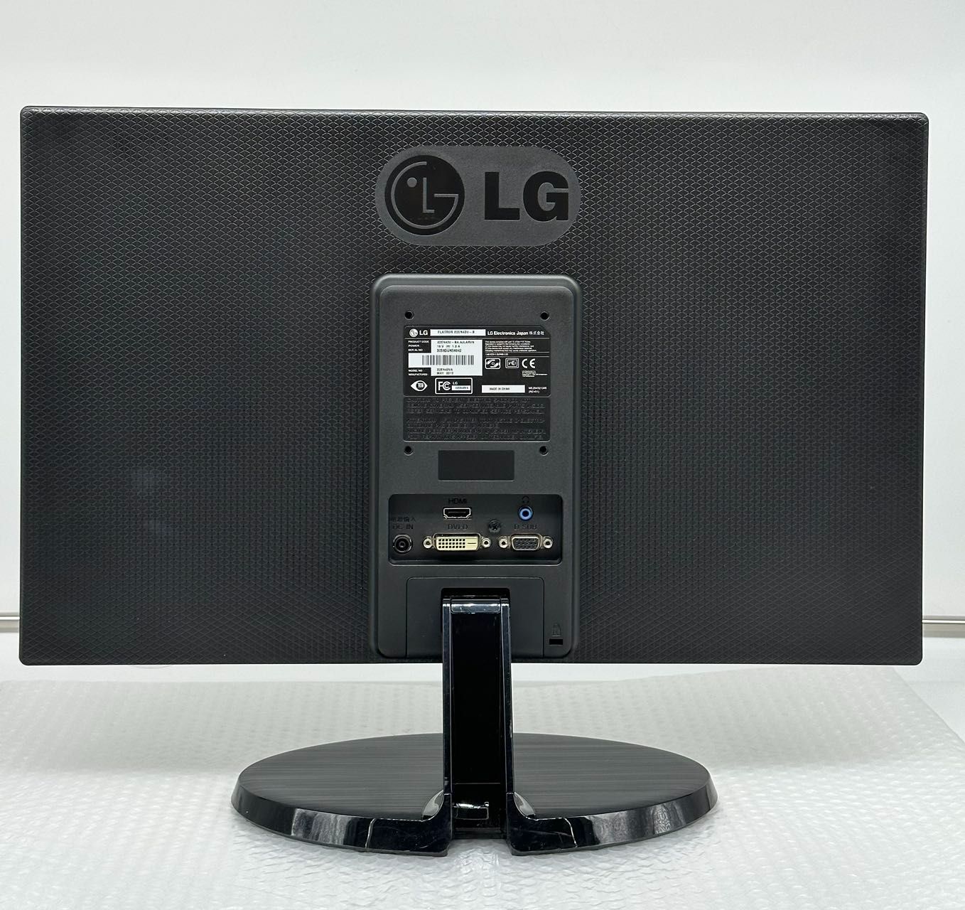 ★在庫処分セール★　LG 22EN43V 21.5インチ LED液晶 モニター　ACアタブター付いてない商品
