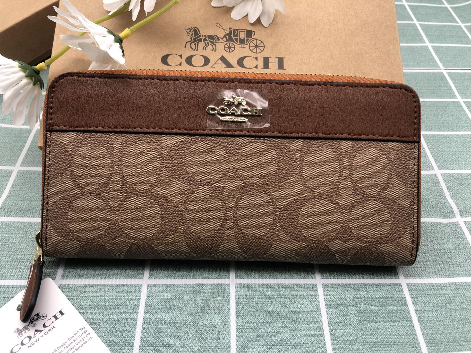 COACH コーチ 財布 長財布 クーポン配布 プレゼント 贈り物  レザー メンズ  レディース ウォレット ラウンドファスナー 新品  未使用 ロゴ シグネチャー CC016