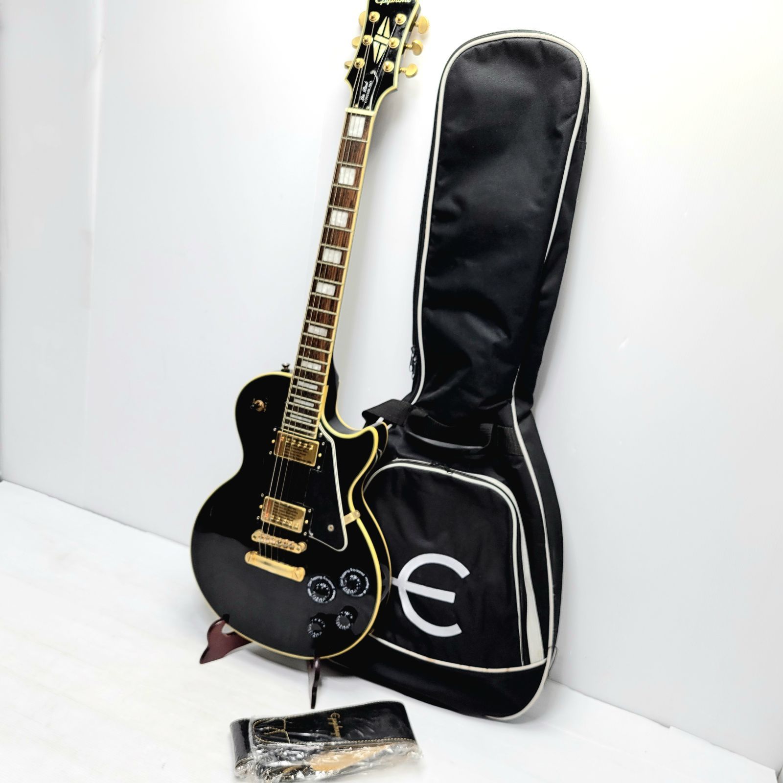 Epiphone LesPaul Custom pro ケース付き