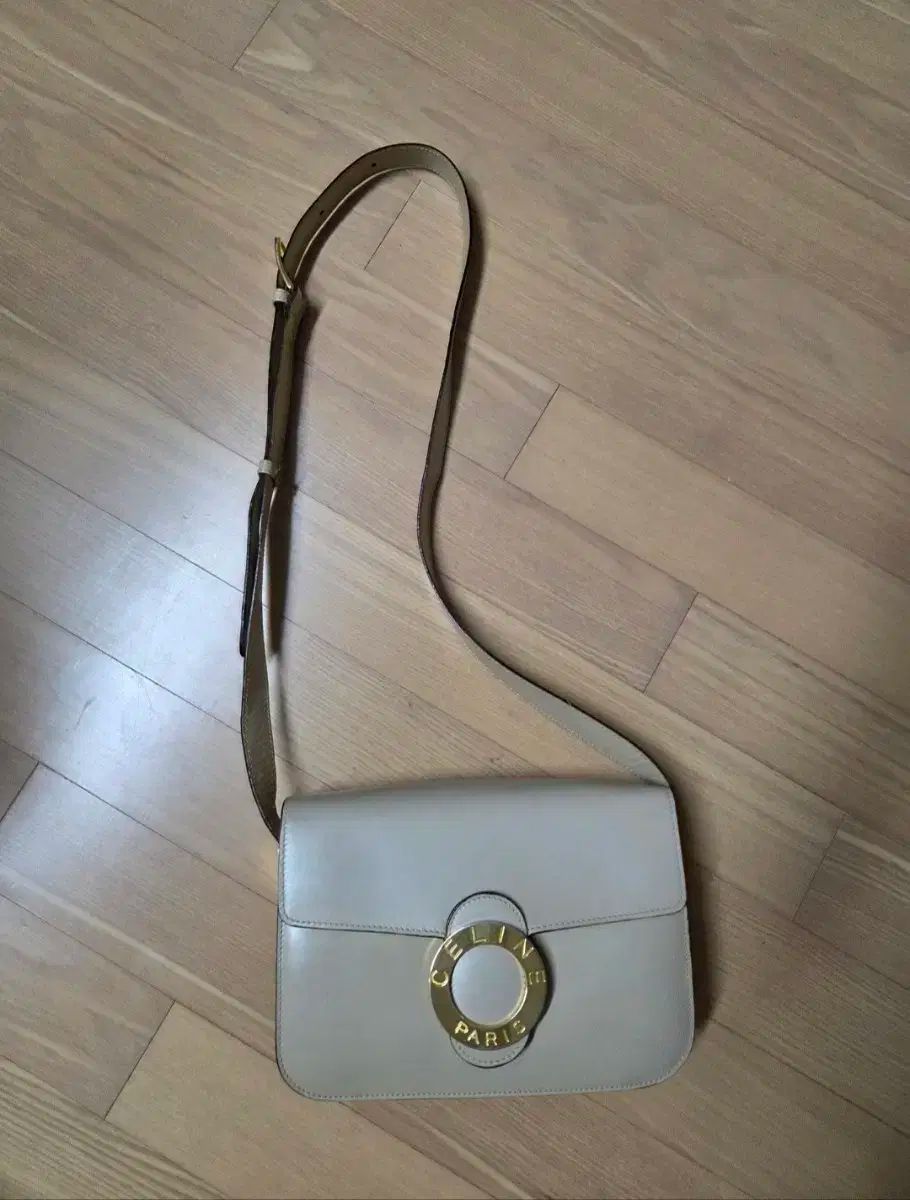 ヴィンテージ Celine セリーヌ ゴールドリング バックル 留め金 クロスバッグ