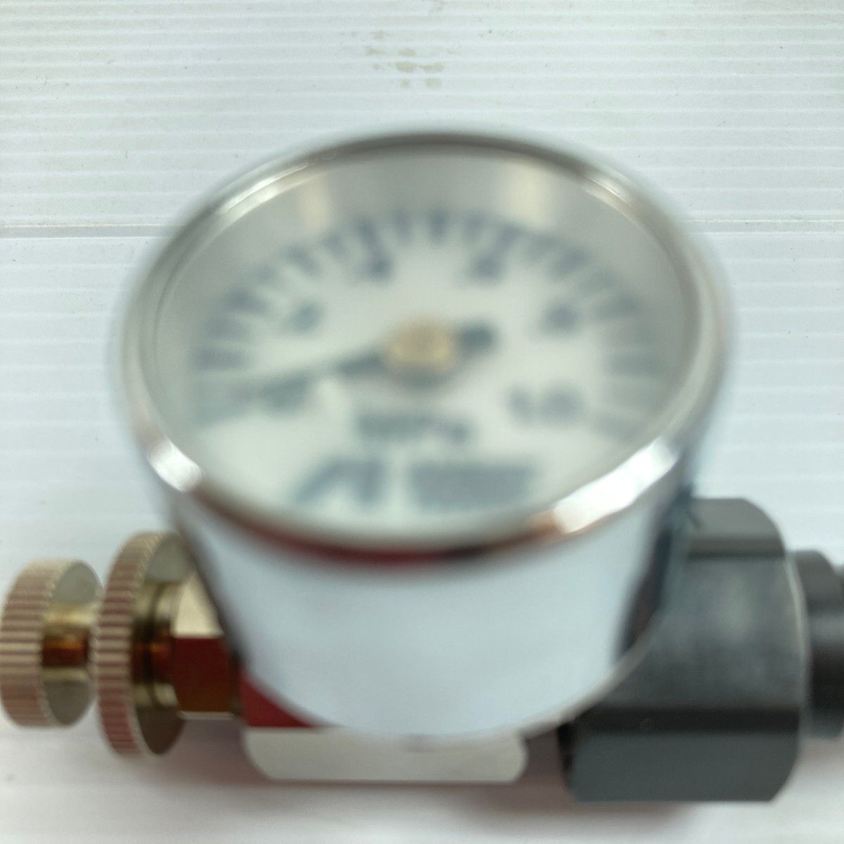 アネスト岩田 ロータリー式手元圧力計 アネストイワタ 手元圧力計 新品2個セット ( アネスト岩田 (iwata) ロータリー式手元圧力計 AJR-02L-VG