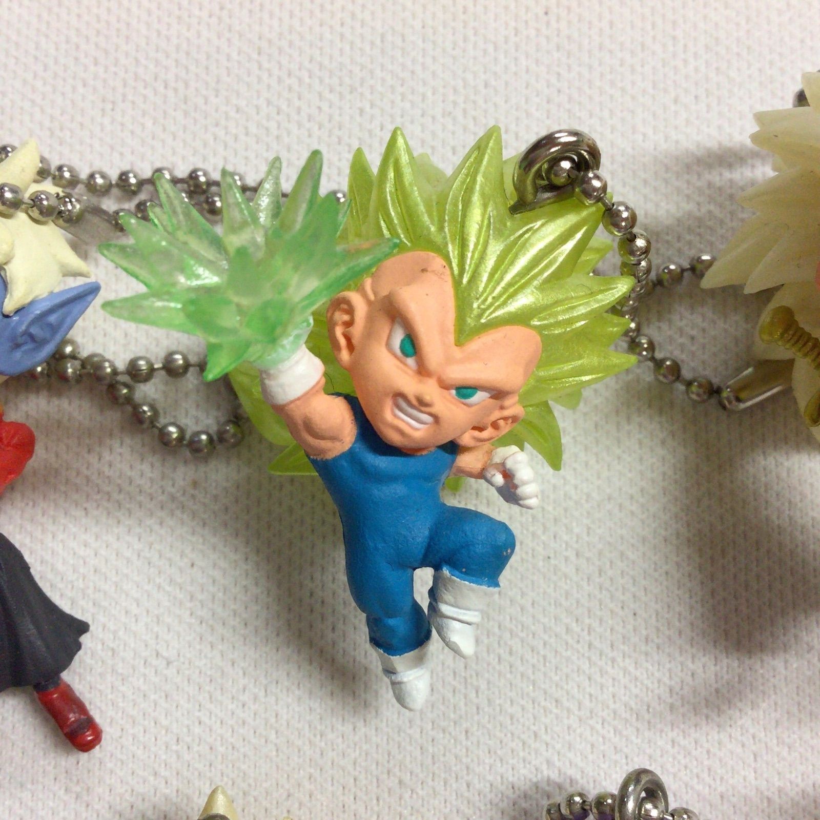 バラ売り可能　ドラゴンボール　UDM　キーホルダー　マスコット 582 ドラゴンボールUDM キーホルダー 大猿&黄金大猿 - メルカリ