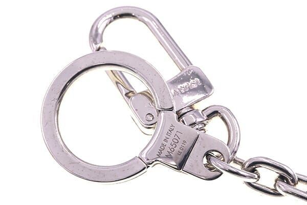 ルイヴィトン キーホルダー ポルトクレ イニシャル 中古 - メルカリ 