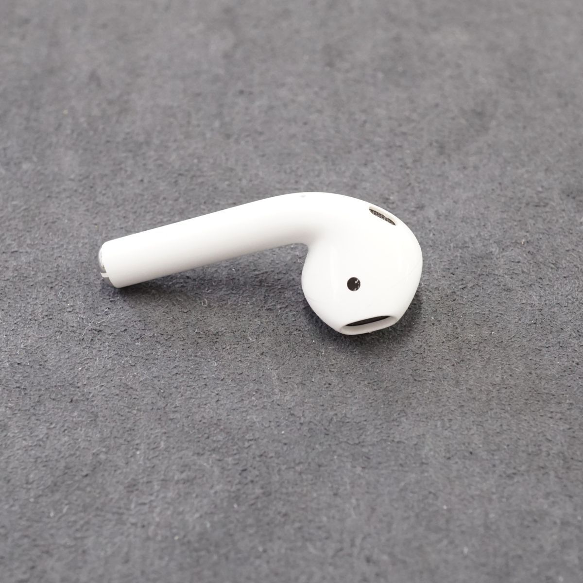 Apple AirPods エアーポッズ USED美品 右イヤホンのみ R 片耳 A2032 第