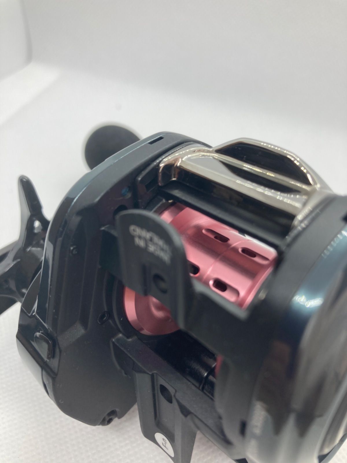 ダイワ 18 紅牙 IC 100PL-RM 左 DAIWA（釣り） 【目玉商品】 ダイワ 紅牙 IC (100PL-RM) (左
