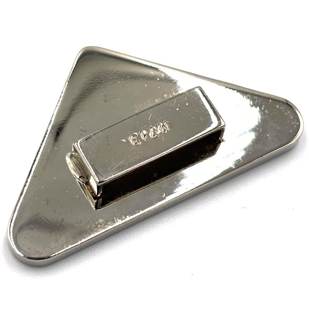 プラダ PRADA ロゴ キーホルダー M713 レッド シルバー メタル 中古AB