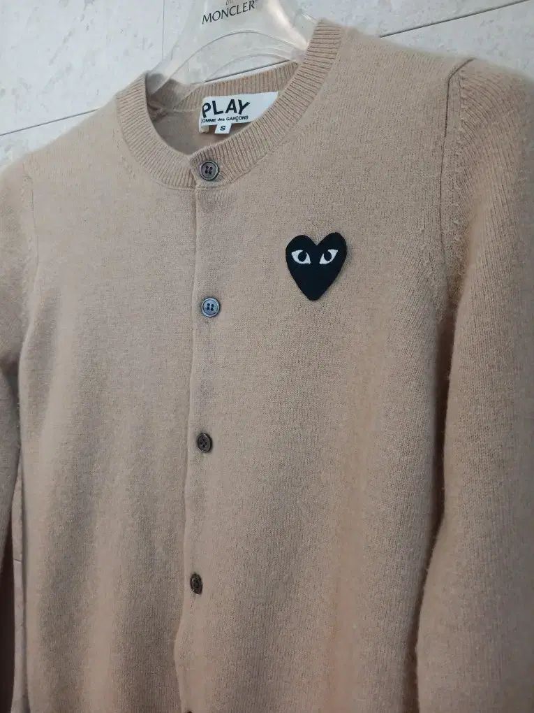 COMME