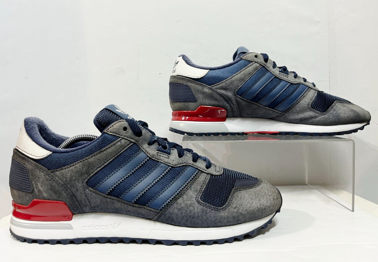 あお adidas｜アディダス ZX700 スニーカー シューズ 靴 AQ5422
