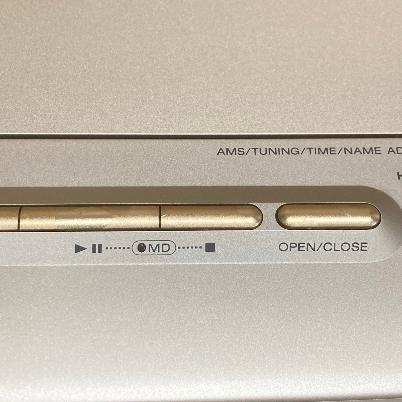 ジャンク品 ソニーミュージック 30周年記念 MD-7000 ジャンク品 Sony Music MD-CD NEW STEREO MD-7000 ソニー30周年