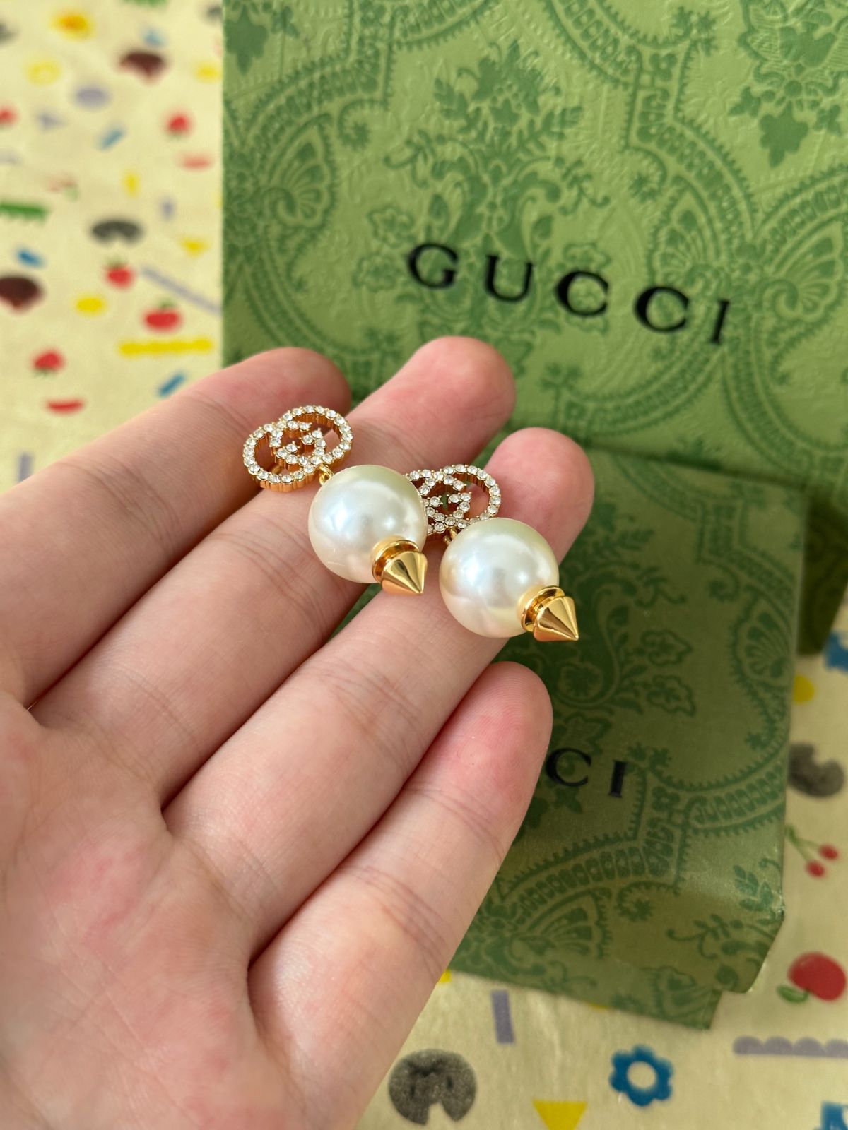 GUCCI パールピアス ダブルG パール ドロップ ピアスイエローゴールドトーン メタル