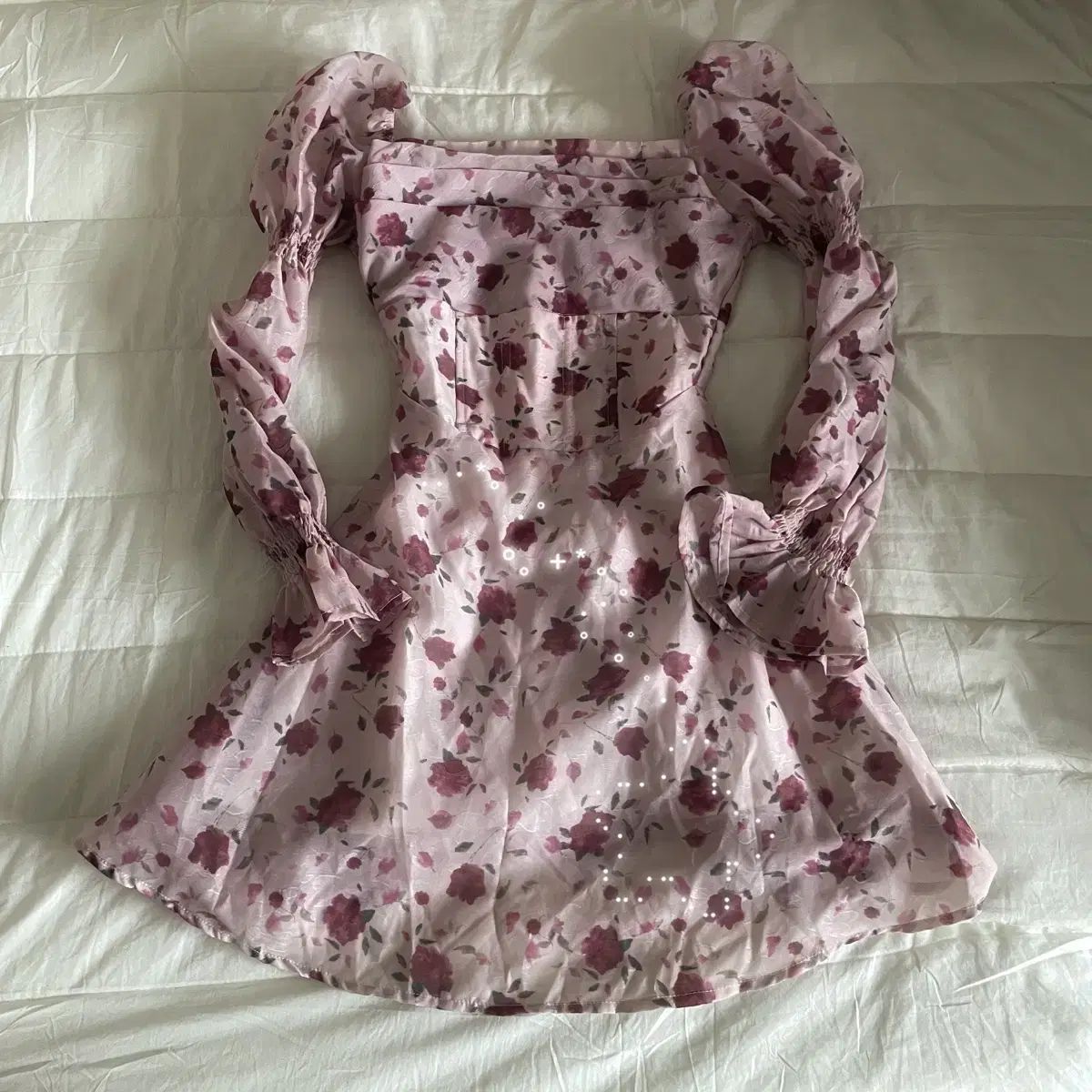 loulouseoul ワンピース LOULOUSEOUL】Sunday Floral Slim Dress