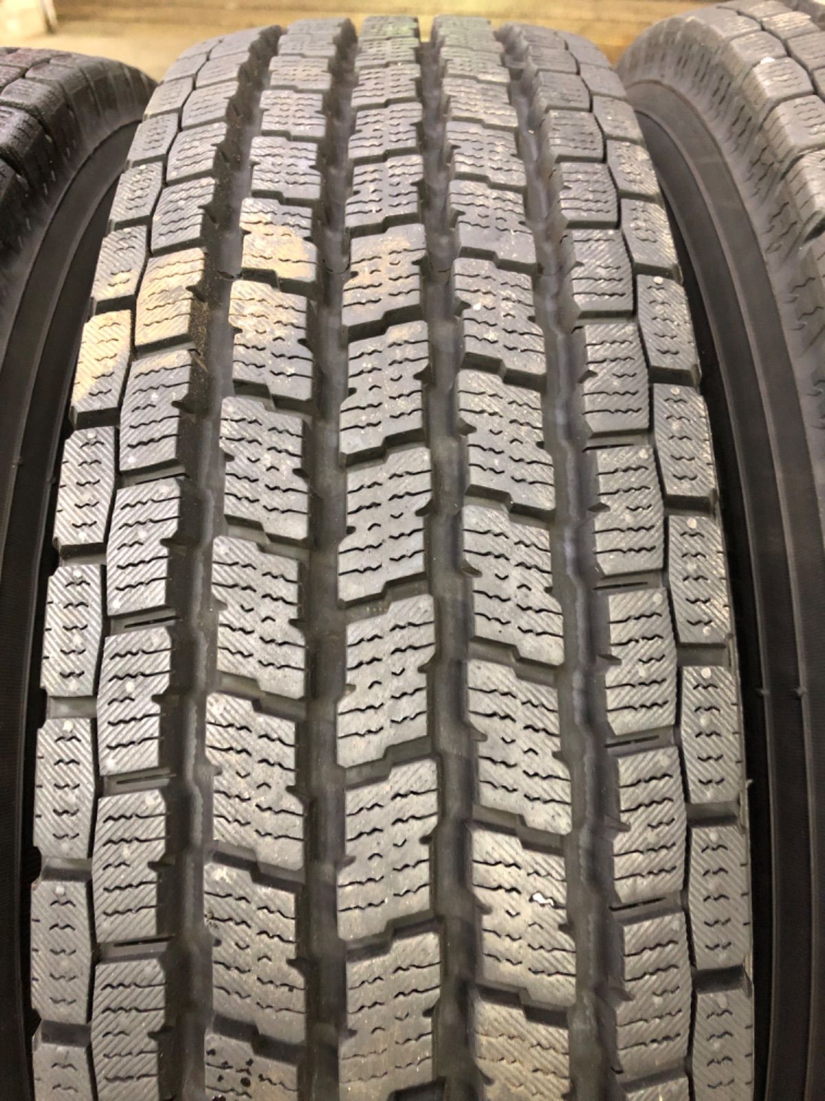 トヨタ プロボックス スタッドレス 155/80R14 88/86N ヨコハマタイヤ