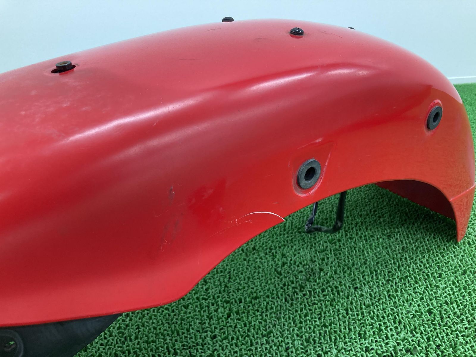 エリミネーター250V リアフェンダー 赤 35023-1479 カワサキ