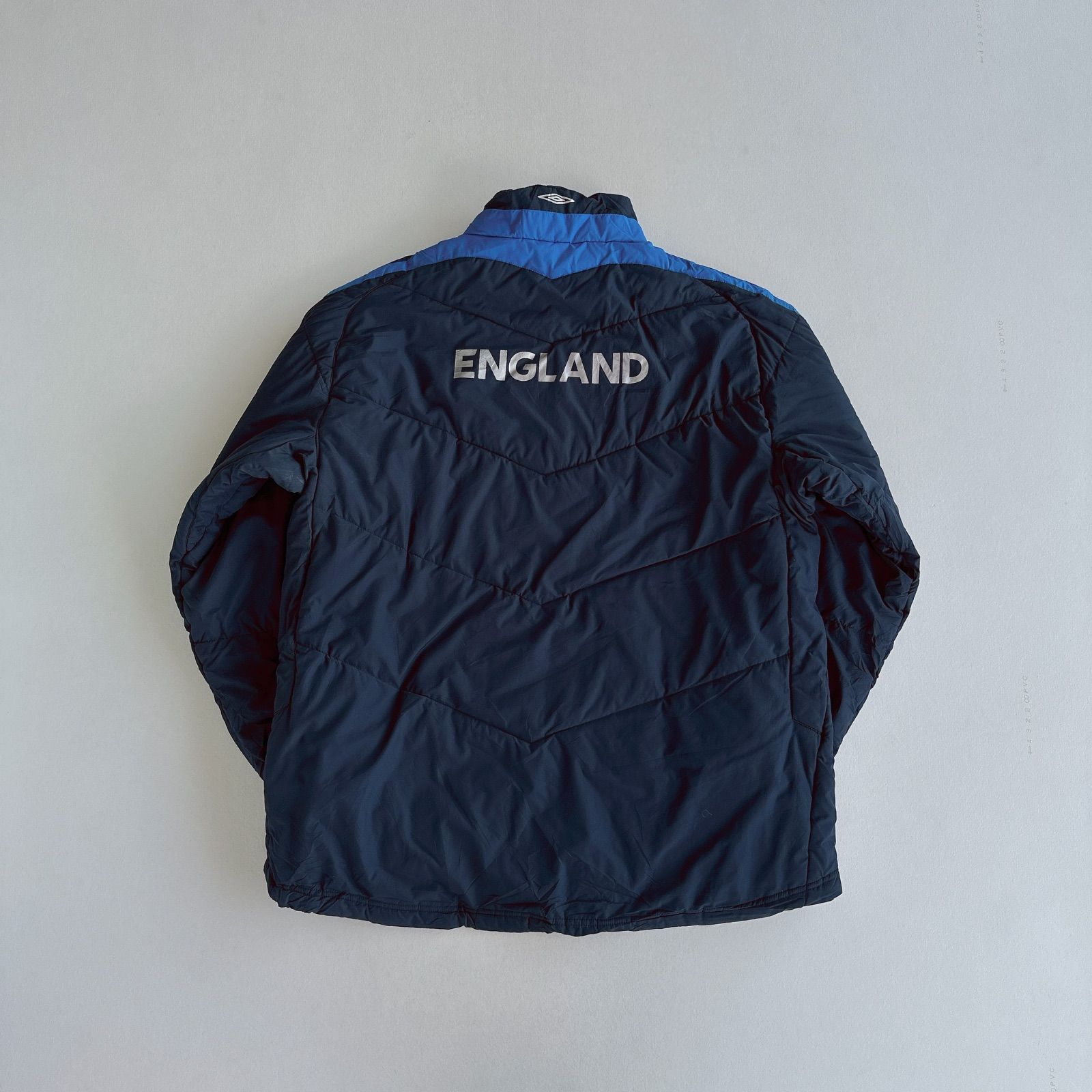 極美品 アンブロ イングランド代表 ナイロン ジャケット L UMBRO 